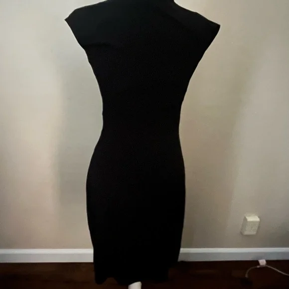 Cach’e Little Black Dress Size 6 - Picture 4 of 4